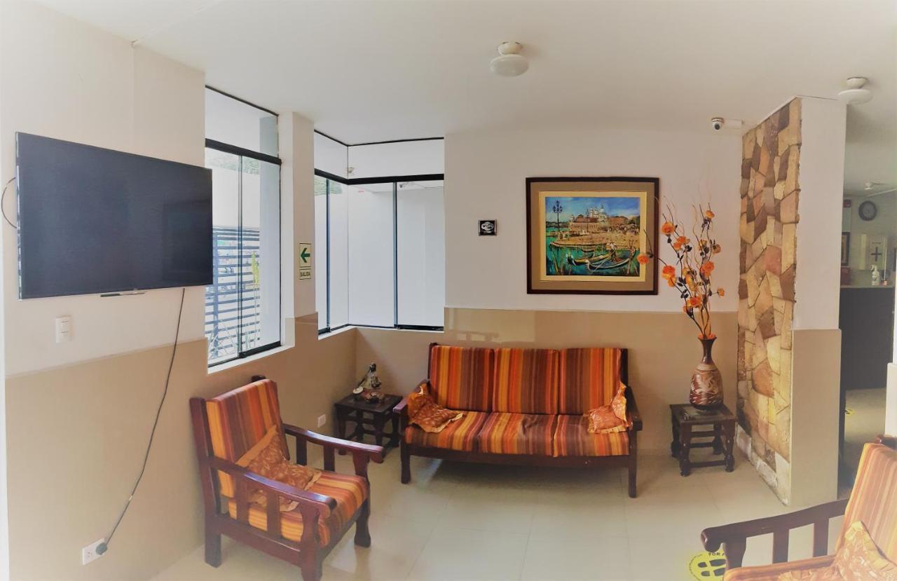 Hostal Memos Пьюра Экстерьер фото